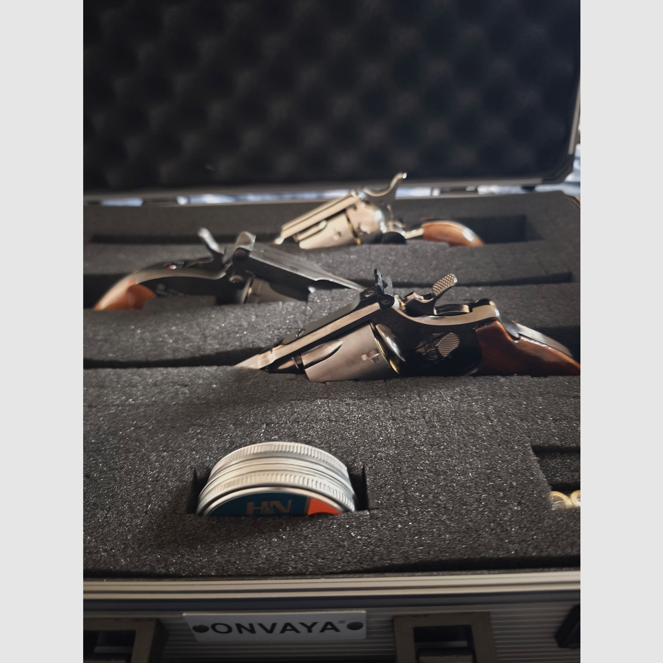 Revolver Set: Remington 1875, Schofield 1877 und M29/Metall+ Echtholz/ Neuwert über 800€