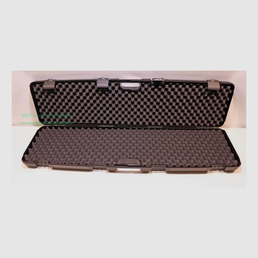 USA, diverse weapon cases