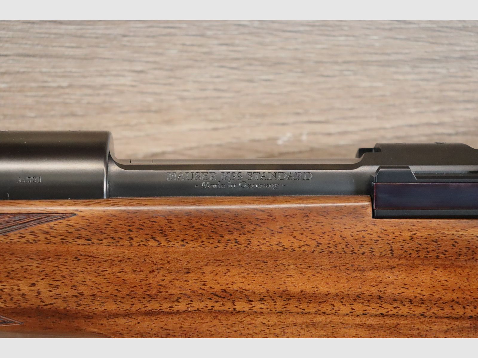Schweizer Limited Edition + Waffenkoffer / Nr. 49/52, Bild 4 von 5