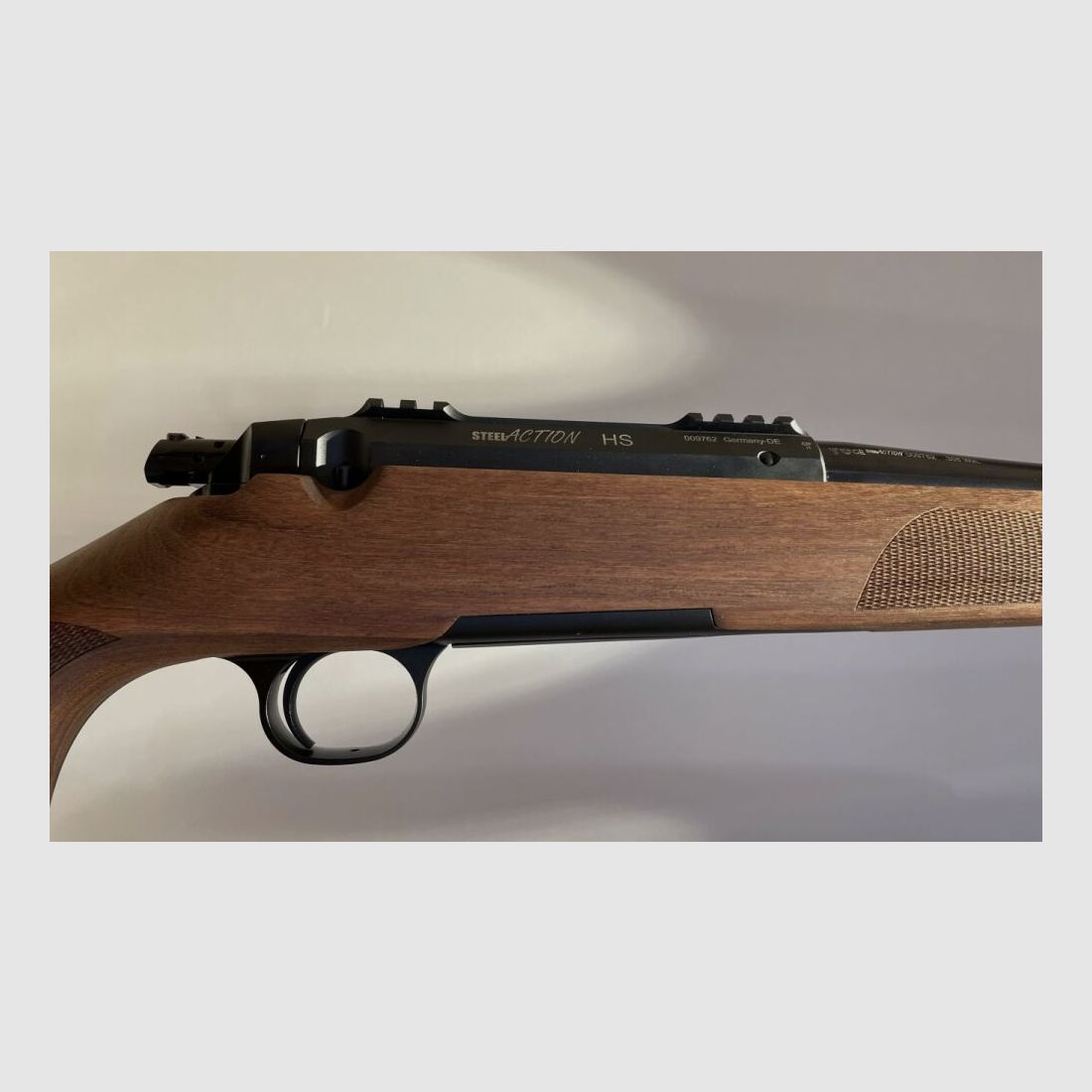 STEEL ACTION HS WOOD - LEFT-HAND VERSION (Barrel length 51 cm)