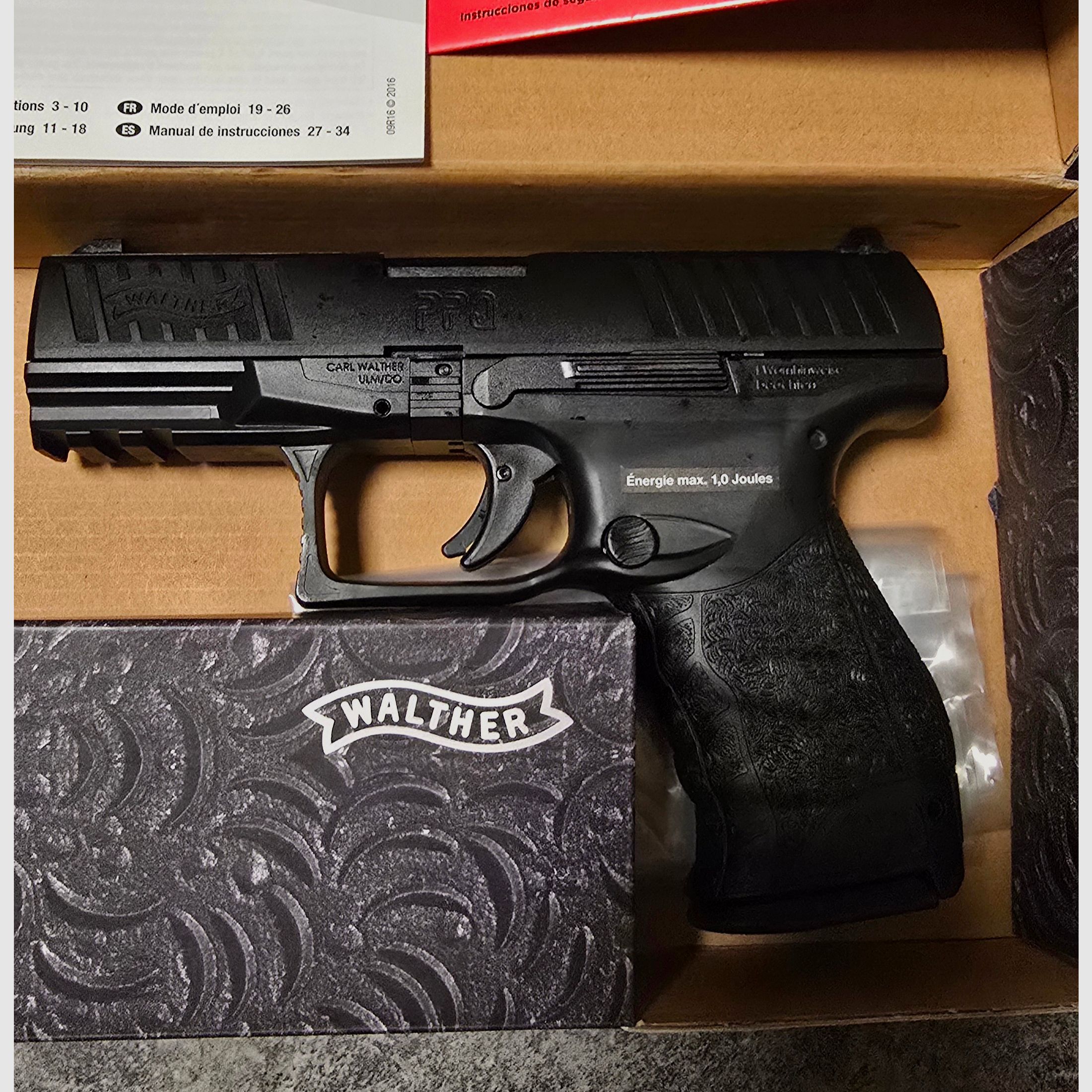 Walther PPQ M2 GBB 6 mm Airsoft Softair, zdjęcie 2 z 4