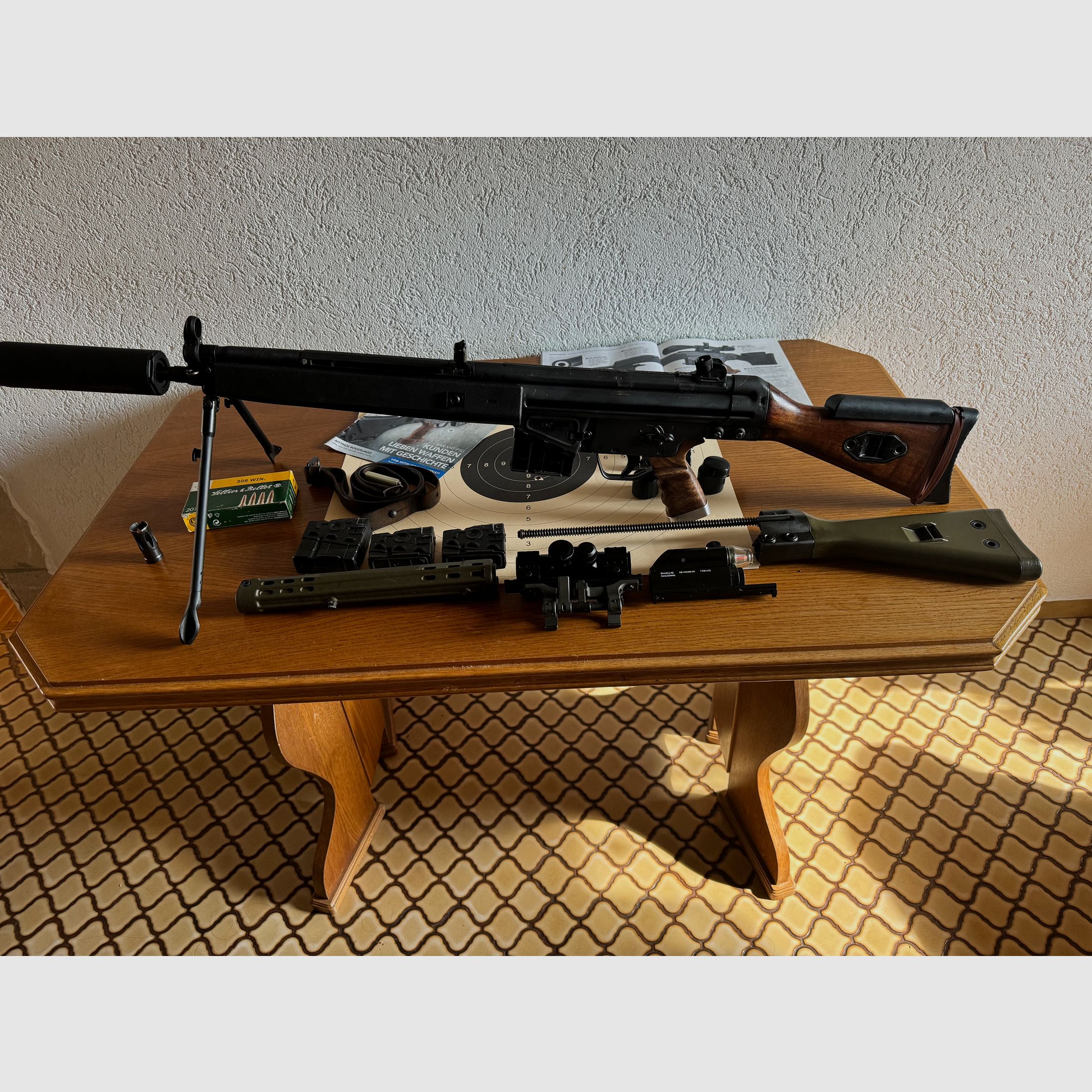 Selbstladegewehr SAR 2000,(G3) mit ZF / Rotpunktvisierung  in 308 win.