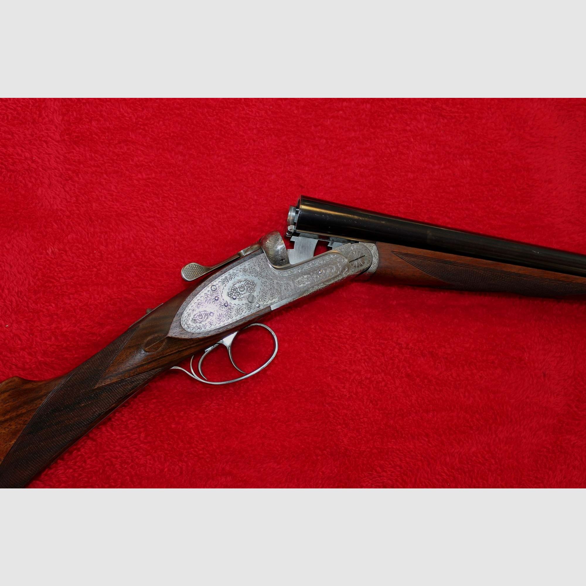 Elegante Seitenschlossflinte der Firma Grulla,  Mod. San Remo