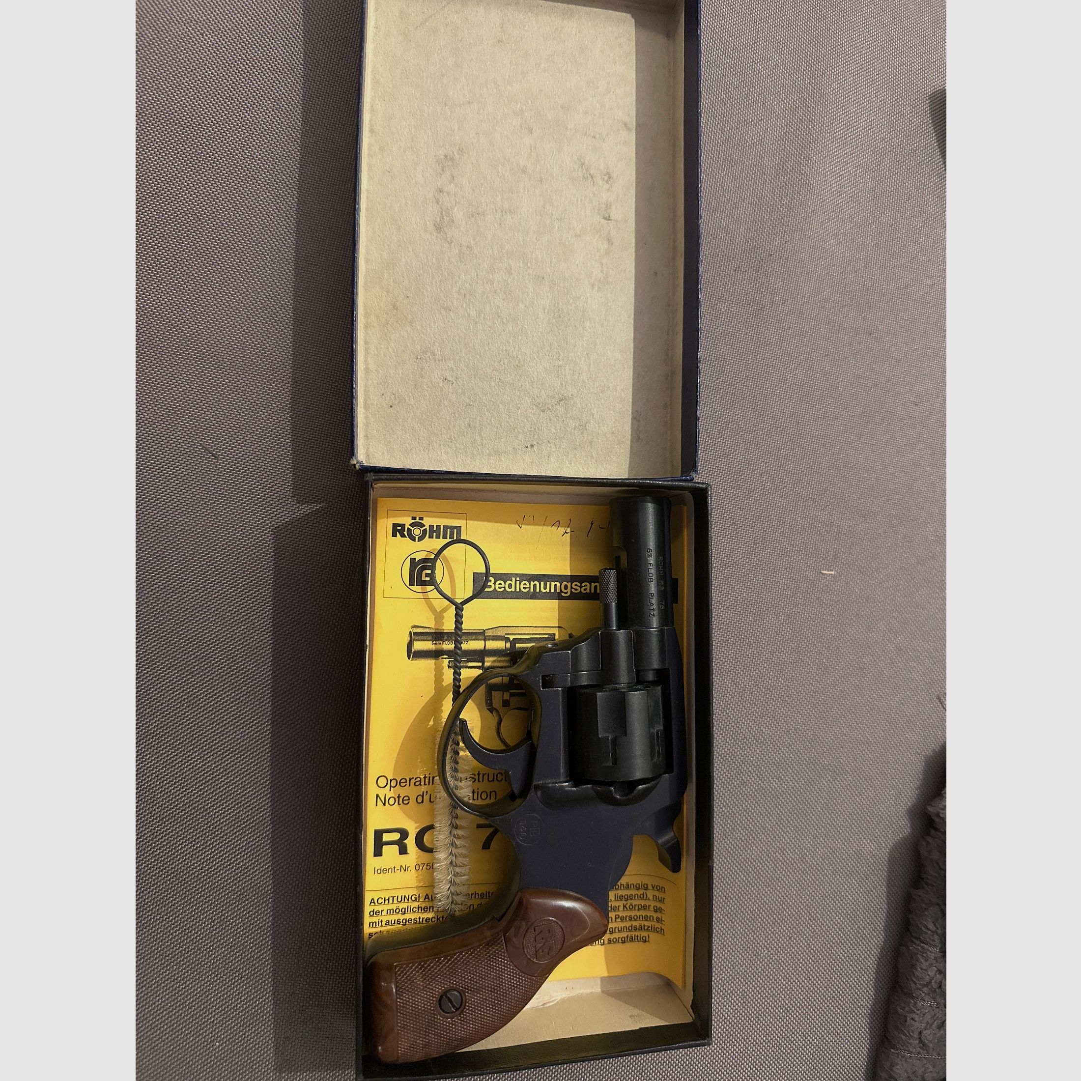 Röhm RG 76 revólver de detonación 6 mm incluido OVP
