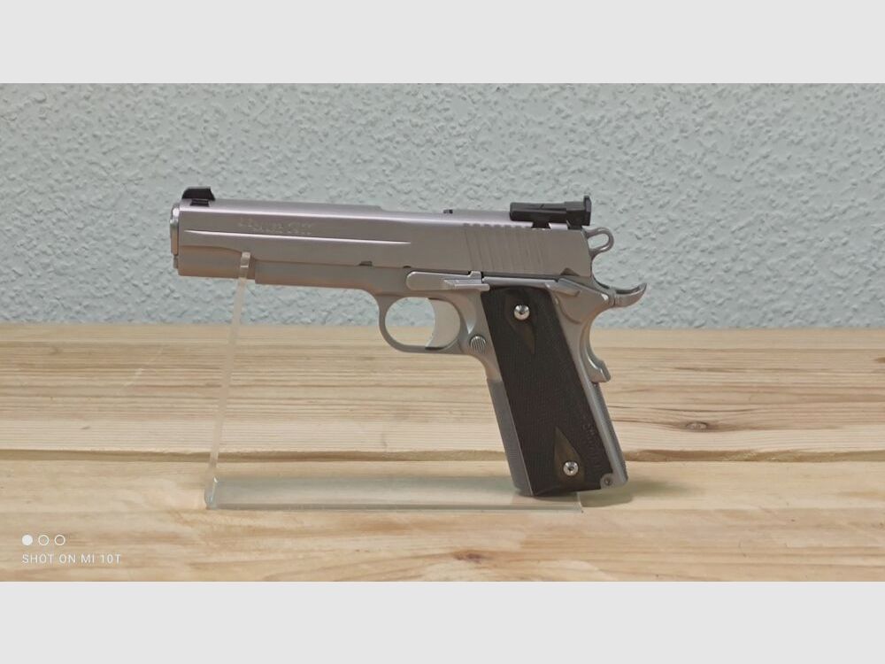 SigSauer 1911 Target Stainless