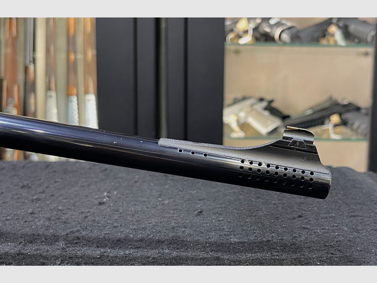 Weatherby Mark V, immagine 15 di 17