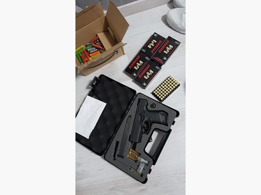 Schreckschuss Waffe 