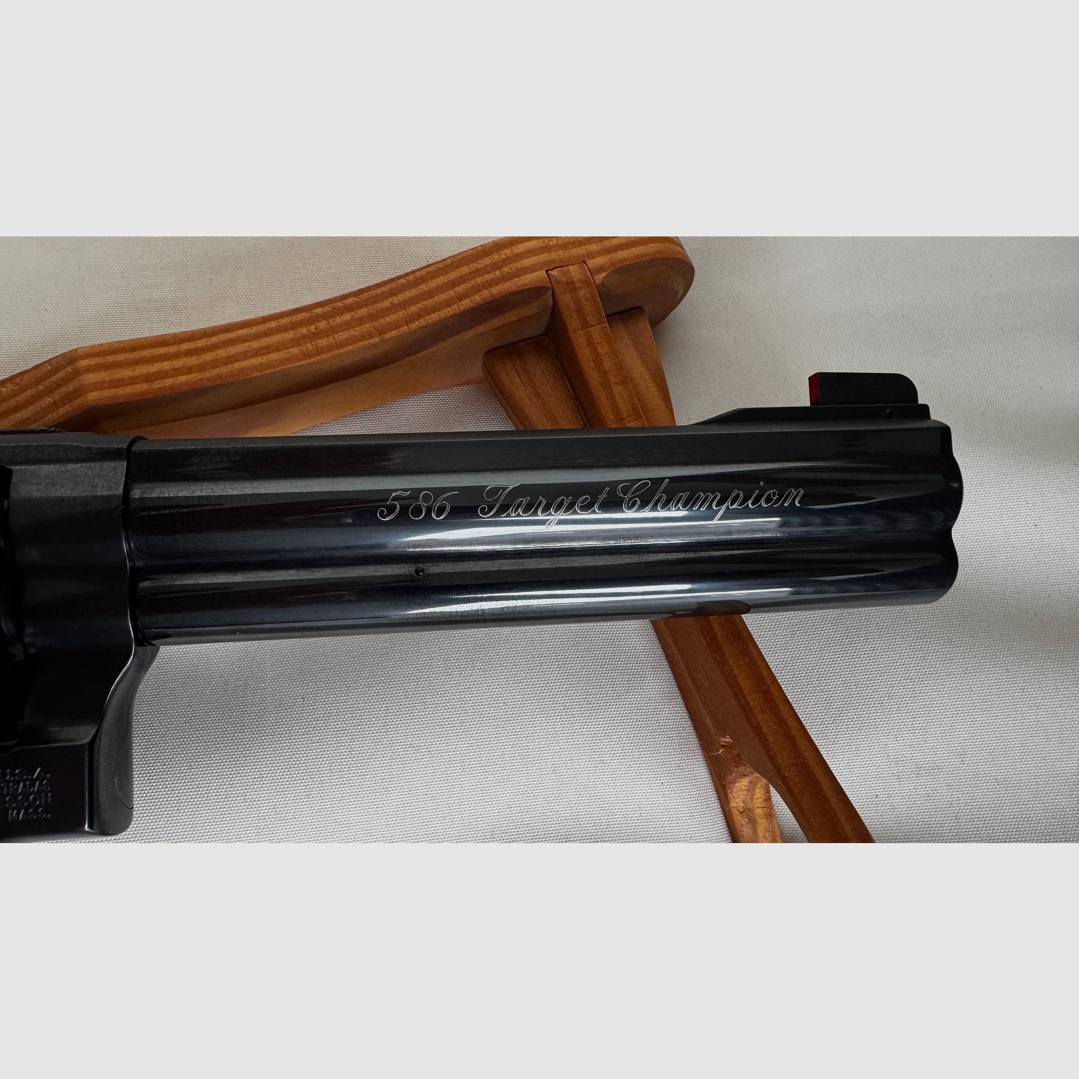 Smith and Wesson Revolver 586-5, cal. 38/357 Mag.