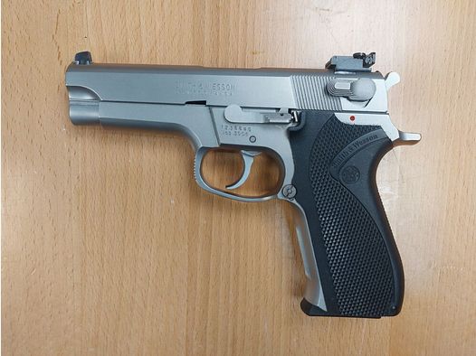 Smith & Wesson, USA M 5906