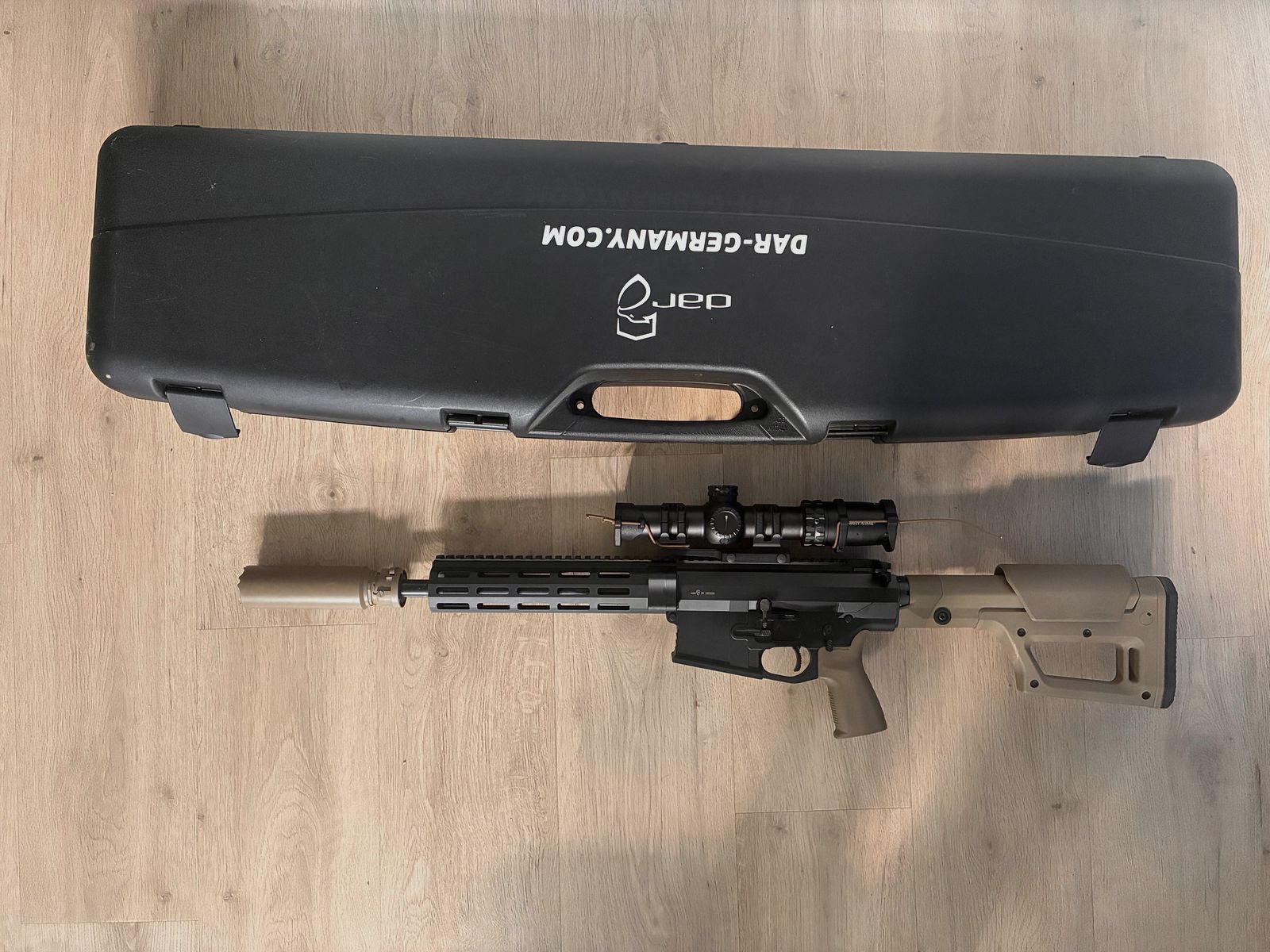 DAR Germany DAR-10 Short Hunter mit Zubehör