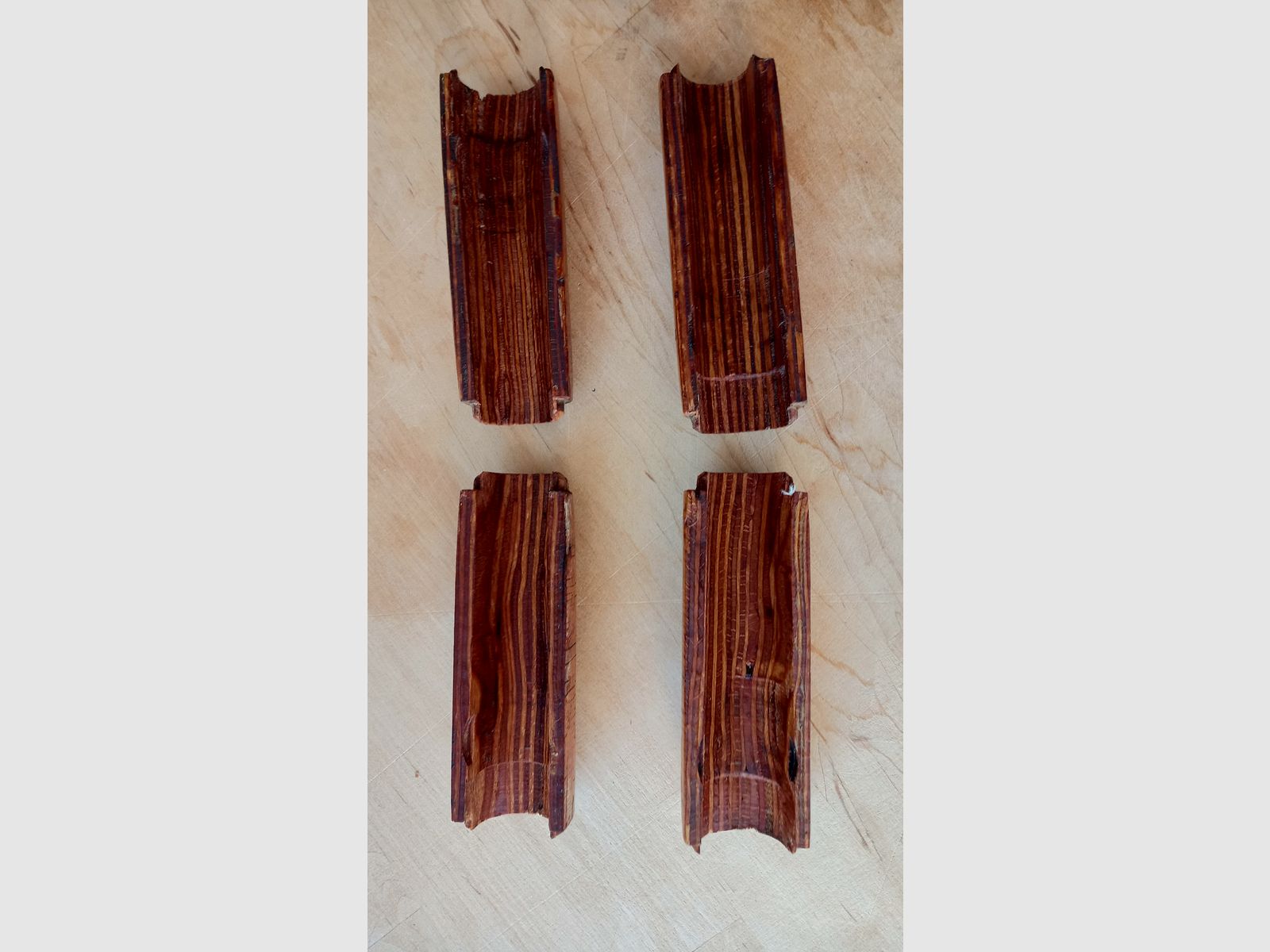 Originale guanti superiori Dong AK rumeni (molto larghi) / Legno laminato robusto perfetto per il pene di asino rumeno (Uluc) o guanti RPK