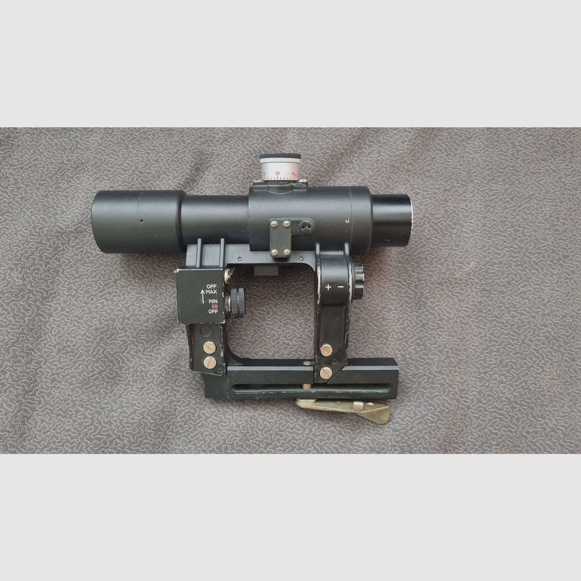 Collimatore russo BelOMO PK-AV per AK74 Kalaschnikow, Dragunow +++ Telescopio mirino con punto rosso URSS +++