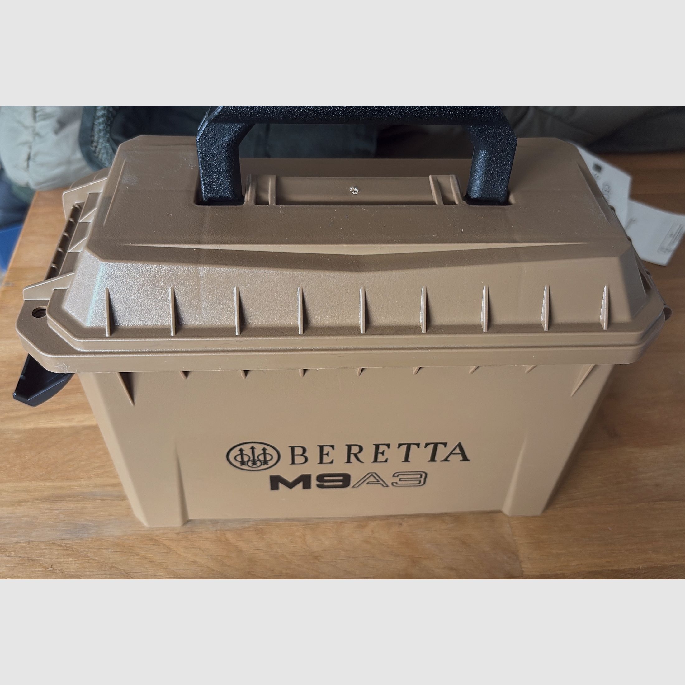 Airsoft Beretta M9 A3 FDE limited set