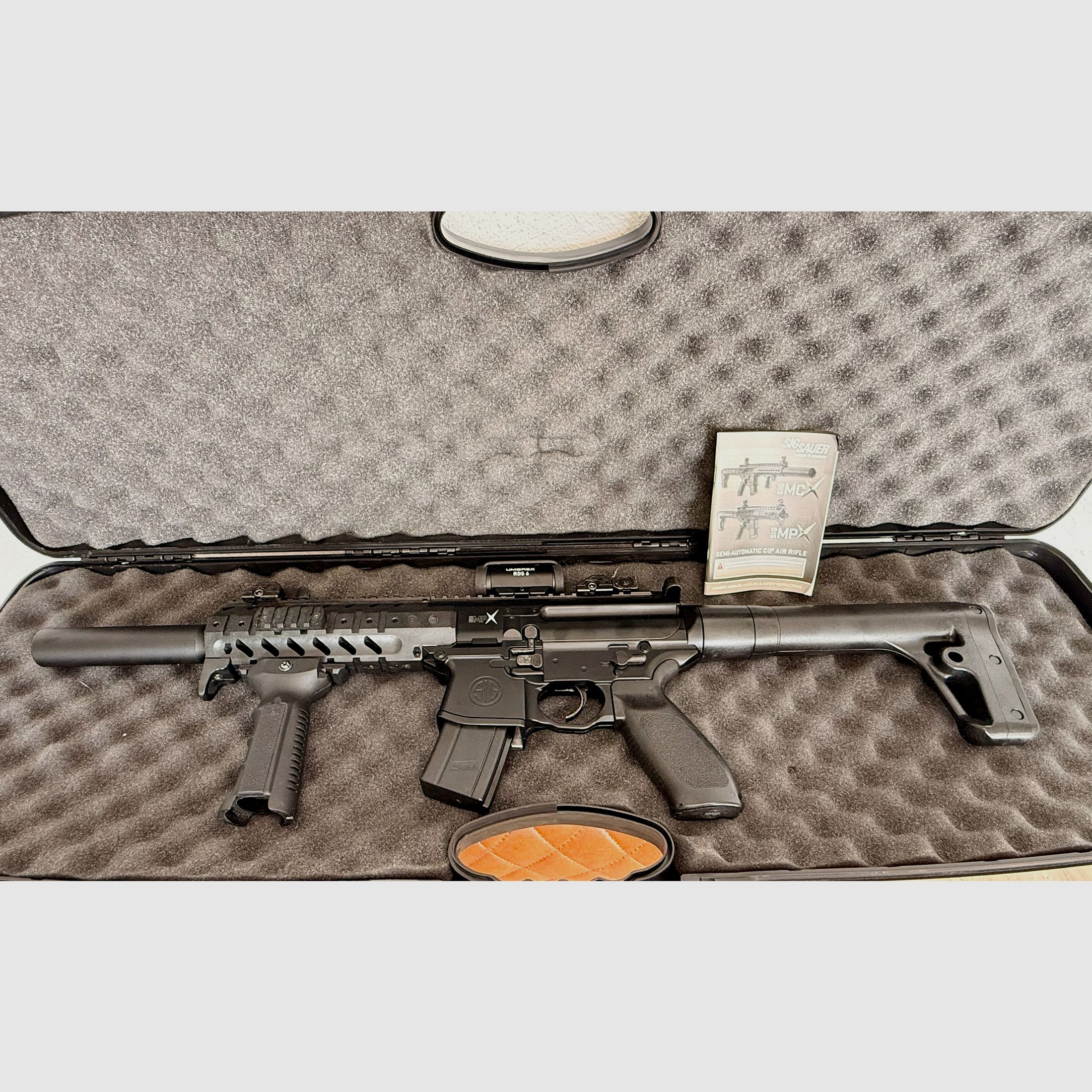 <SIG SAUER MPX Co2 rifle black 4.5 mm diabolo>