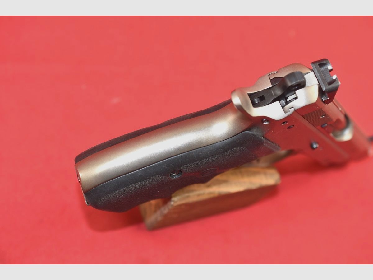 #8093 PISTOLET CZ 75 B, ROK 1995, kal. 9x19, zdjęcie 5 z 16