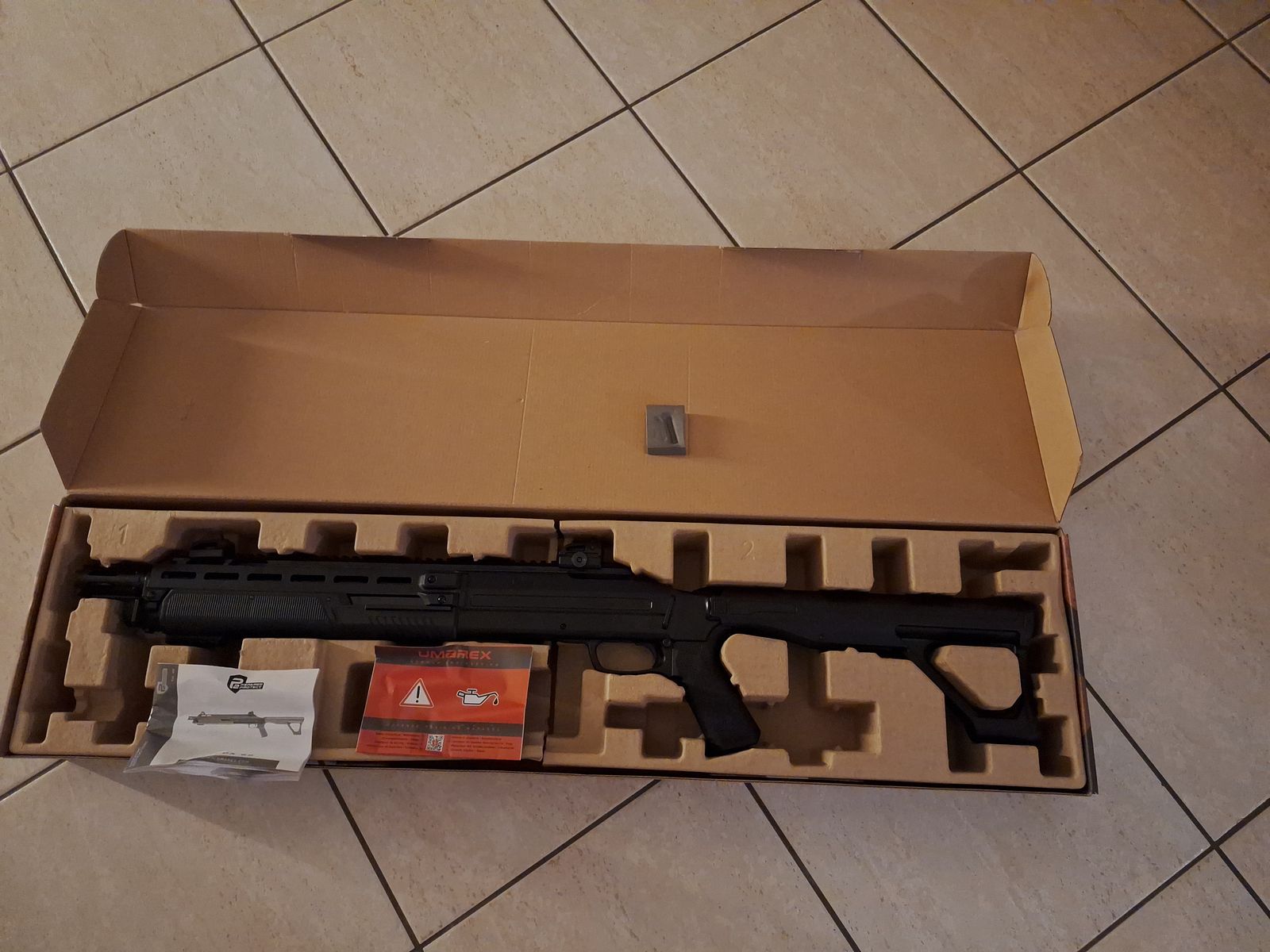 P2P HDX 68 BLACK Schwarz