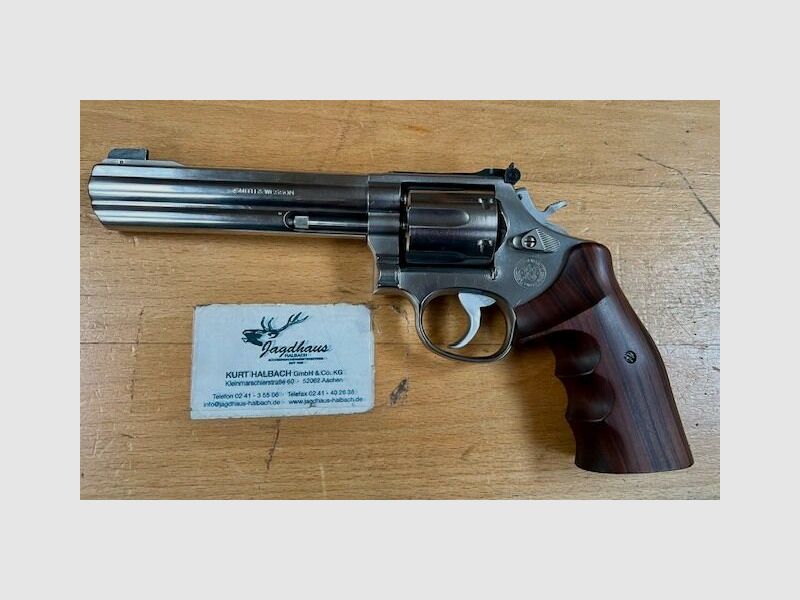 Kommissionen Rev. S&W 686-4 6''Sup.Tg.Champ