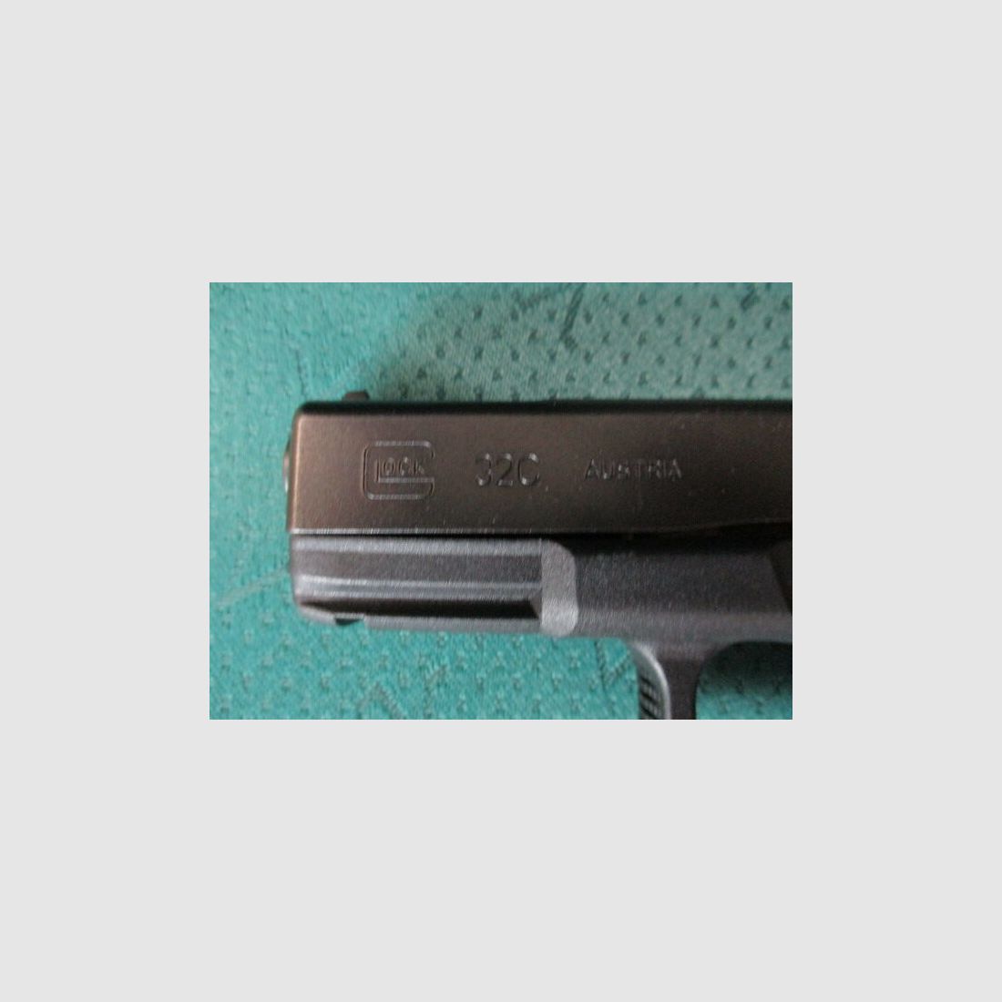 Pistole Glock 32C .357 SIG mit Reservemagazin	 32C
