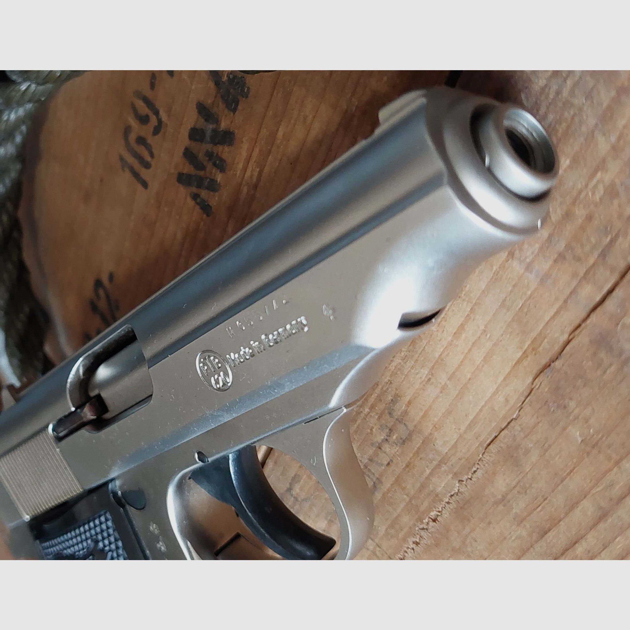 Walther PP chrome 9 mm PAK (PTB 620)