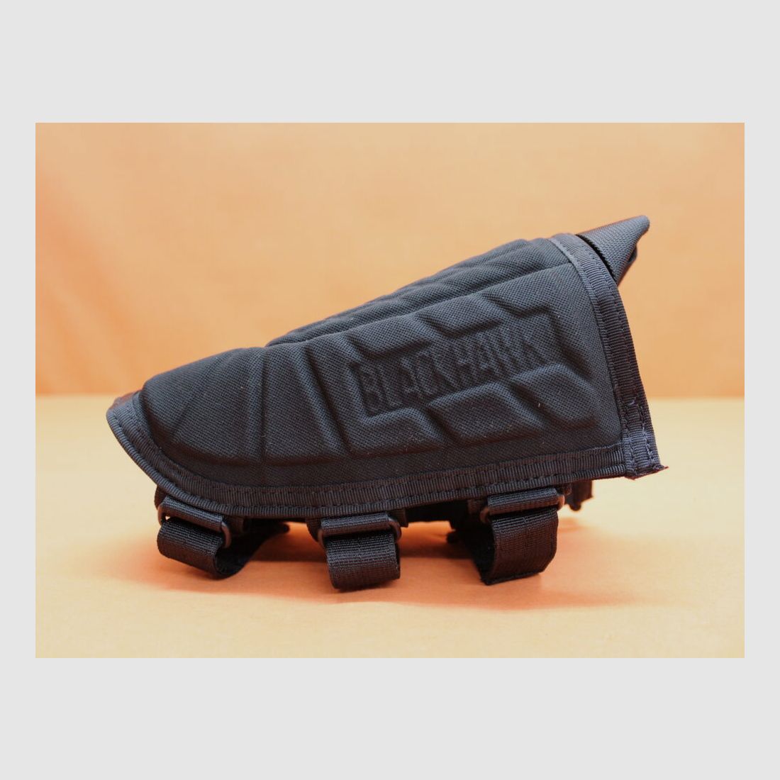 Blackhawk Blackhawk Ammo Cheek Pad Rifle Black: Wangenauflage mit Klettbandriemen/ Utensilientasche/ 5 Patronenschlaufen