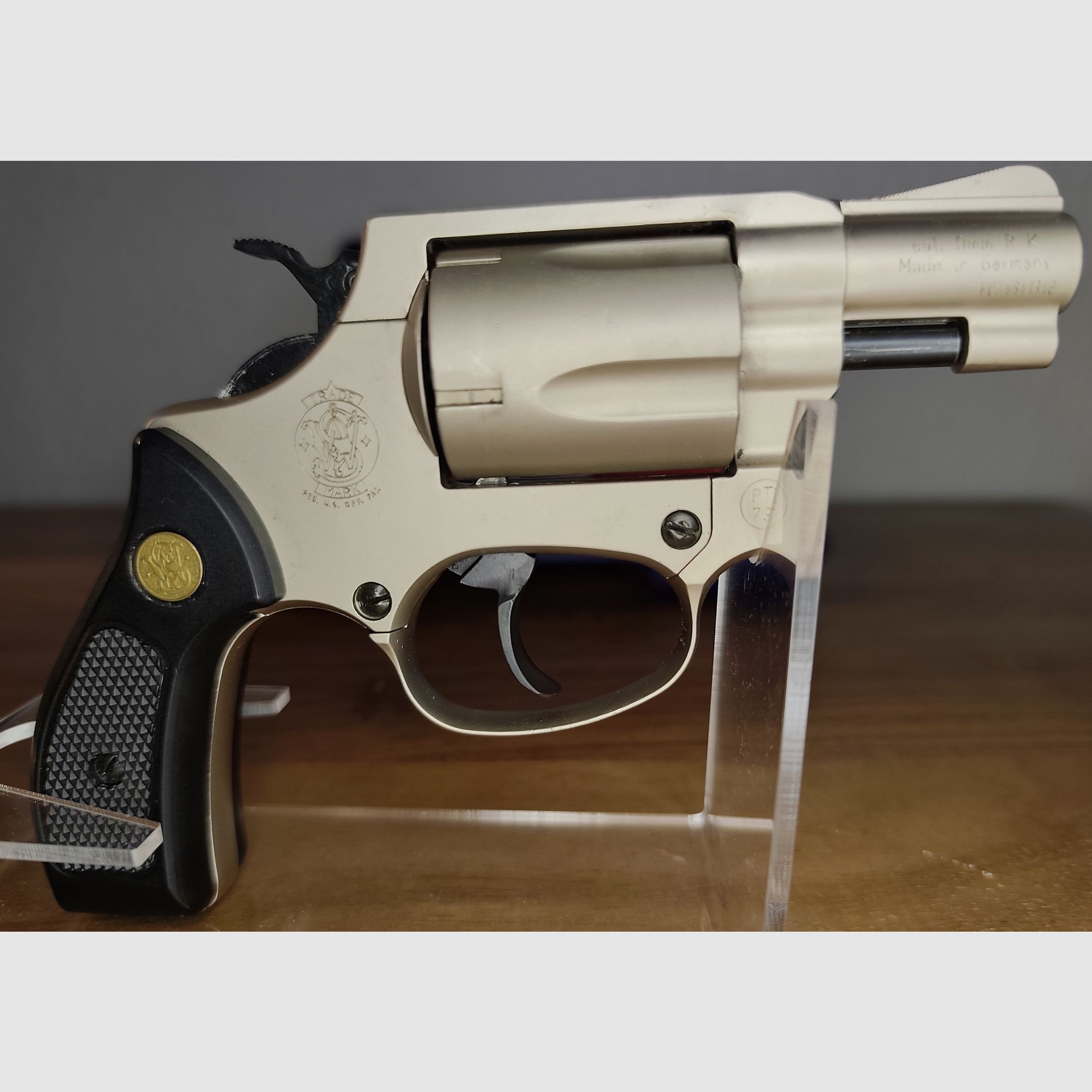 Smith & Wesson Chiefs Special blank firing revolver 9mm R.K.