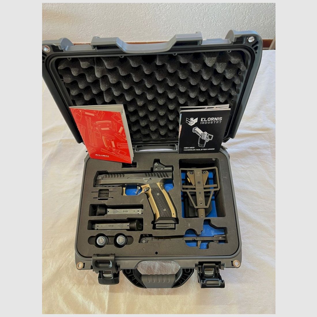 Laugo Arms Alien, Full Kit, 9 mm Luger