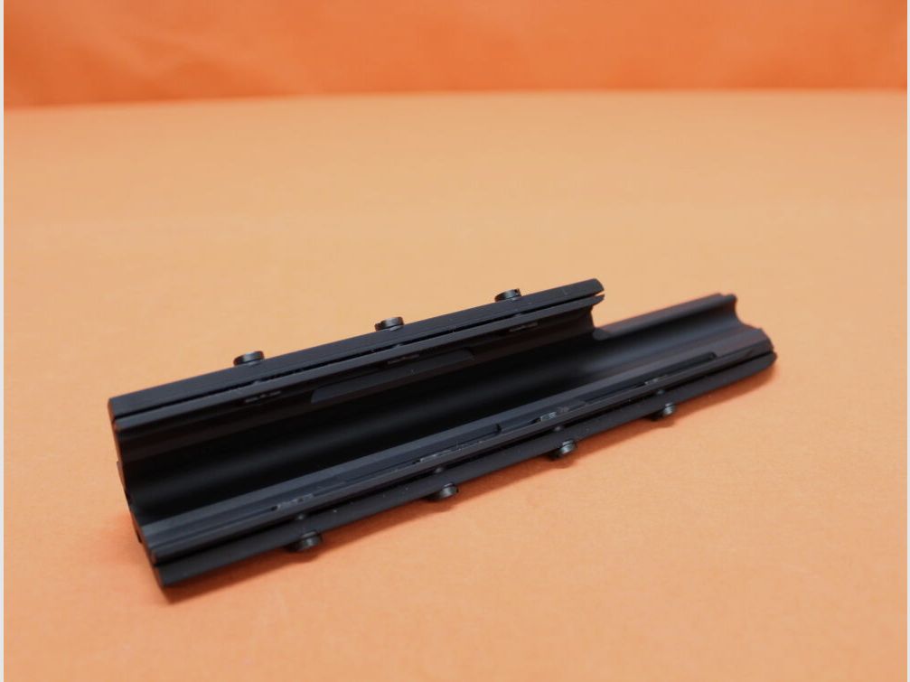 UTG - Leapers (R)CLEARANCE SALE! FN FAL/ L1A1/ SAR4800/ STG58 housing cover with Picatinny profile UTG (MNT-981C) aluminum