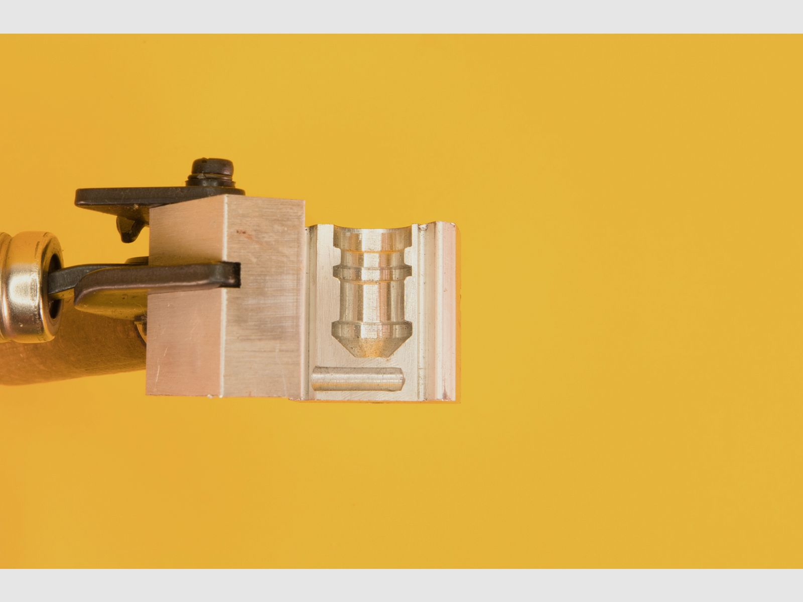 Mold with handles in caliber .50