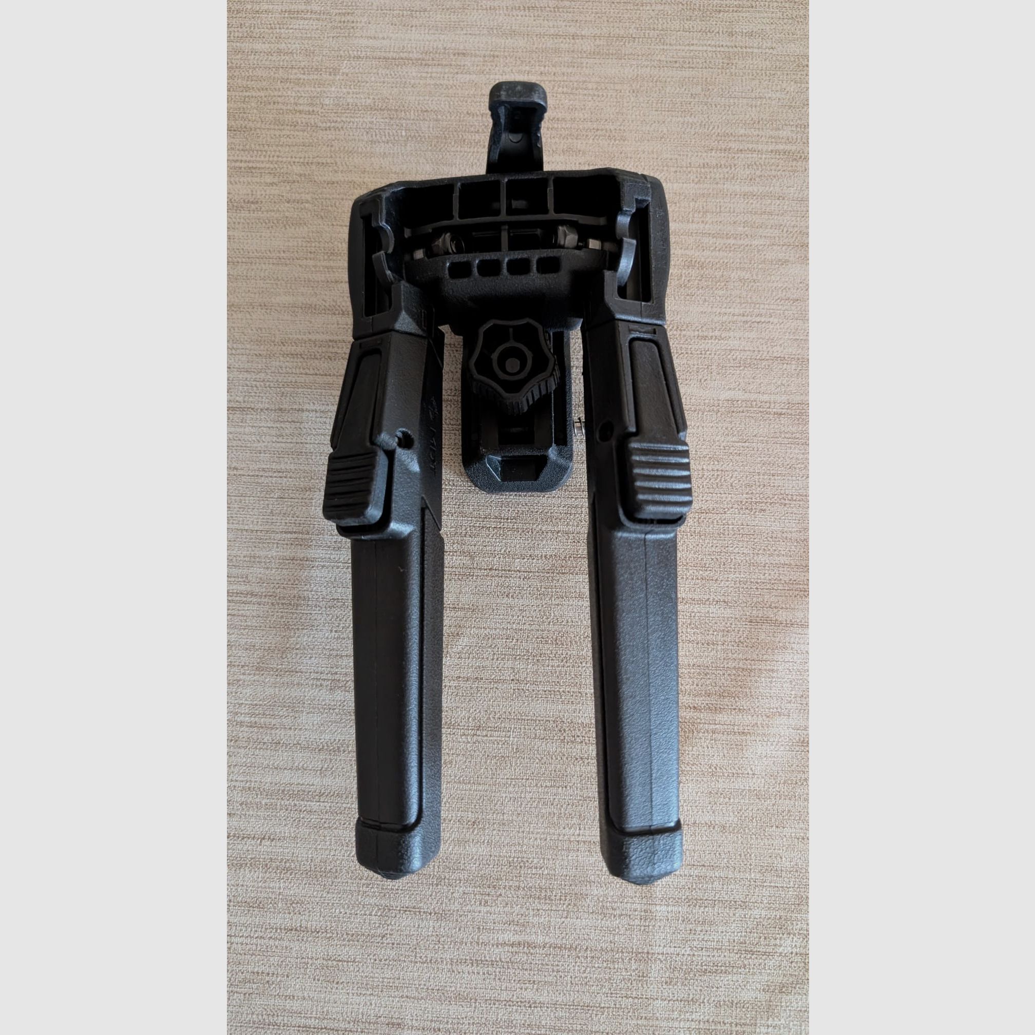 Weihrauch HW100 S F.S.B. 56cm extra long + scope (Hawke Airmax 30 WA SF 4-16x50 AMX IR) + bipod (MDT Oryx BiPod) + additional accessories + warranty