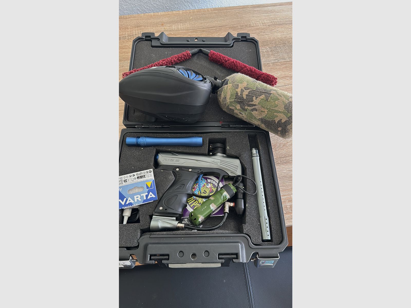 Dye Rize CZR mit Loader und Flasche Starterpaket