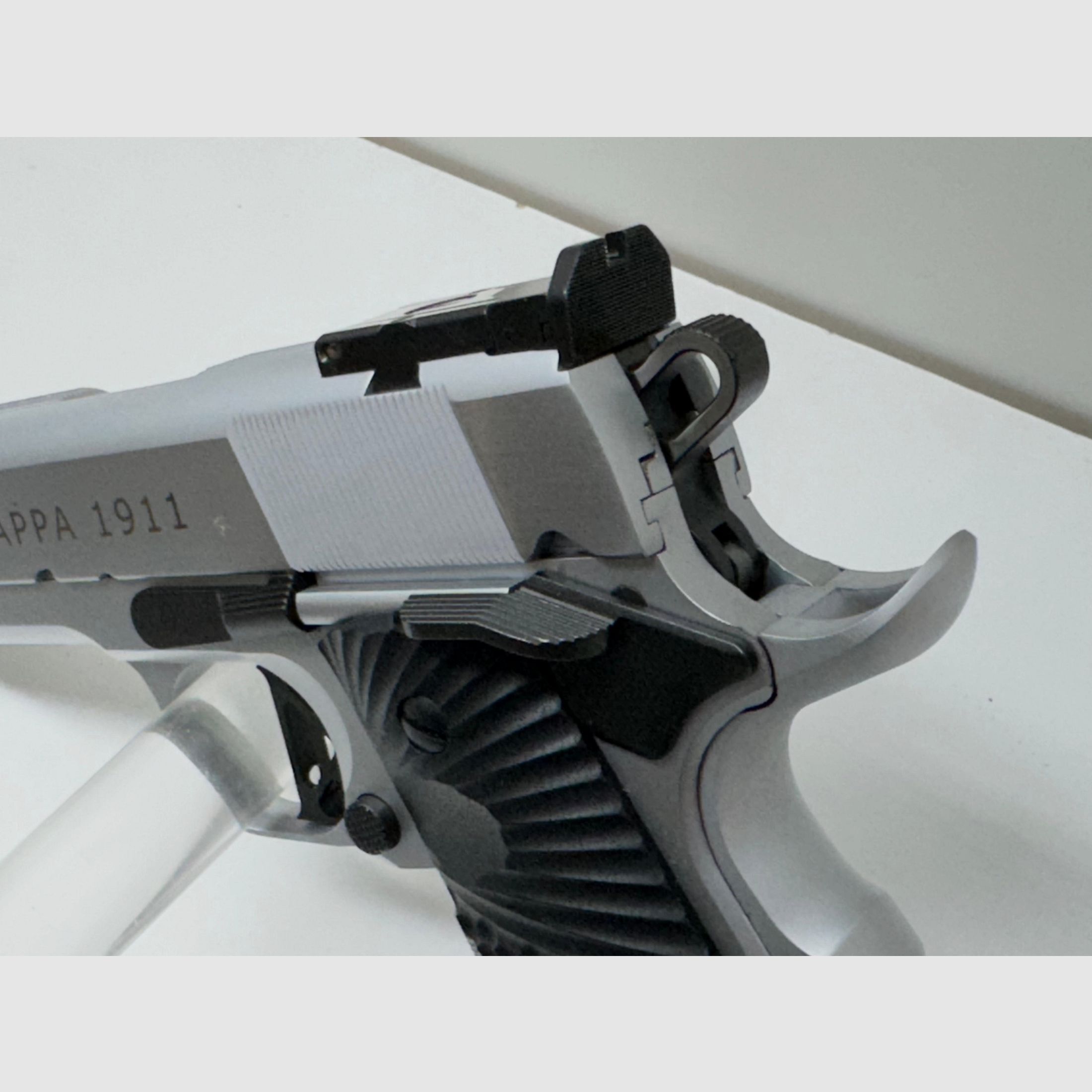 CHIAPPA Empire Chrome Target Sight 5" - WaffenFriedrichs