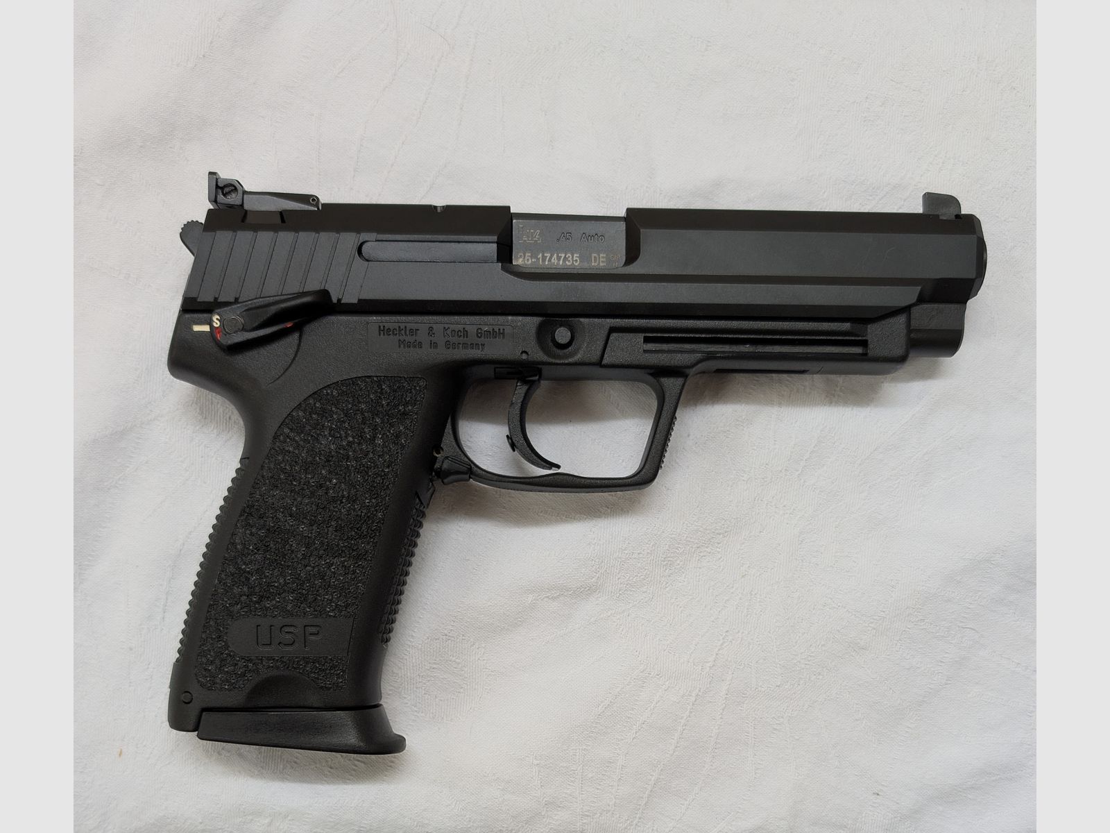 Heckler & Koch pistol USP Expert | caliber .45 ACP | unfired