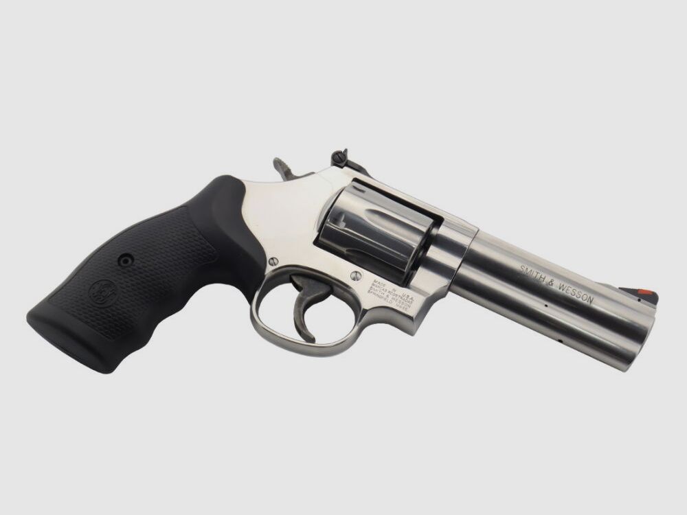 Smith & Wesson	 686 Standart 4 Zoll