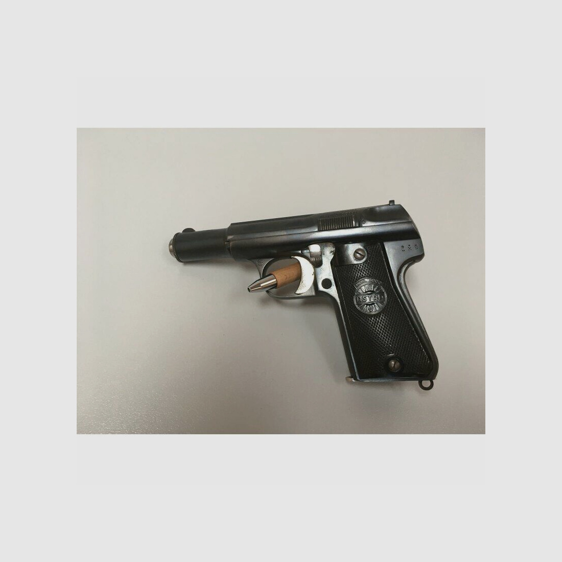 Astra 3000 - 7,65 mm - Pistolet