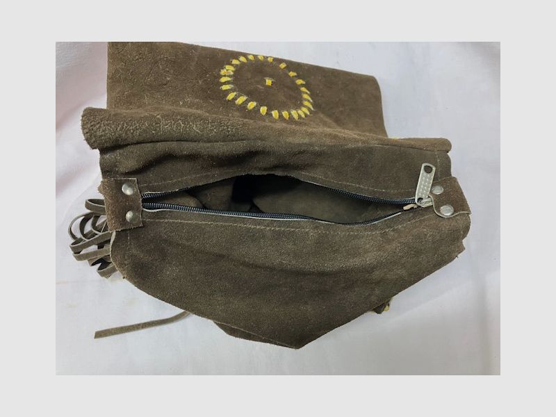 Umhängeasche Western - Trapper, zie de beschrijving en afbeeldingen