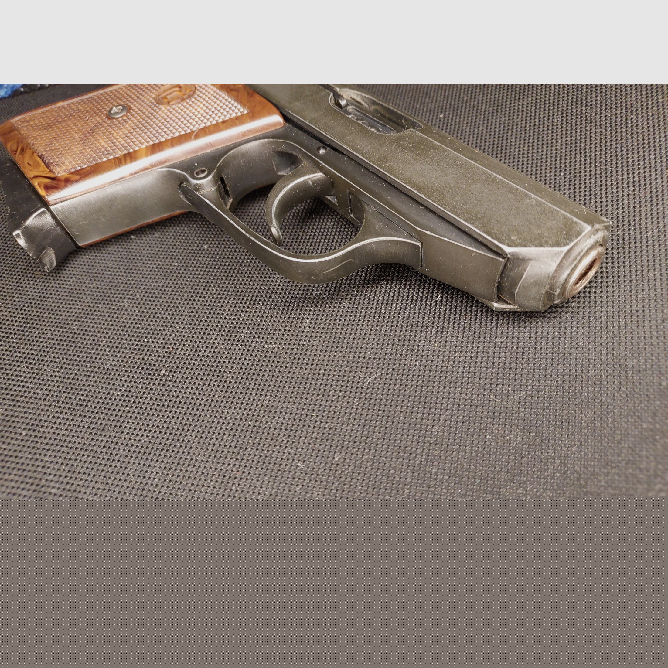 Röhm RG9 Schreckschusspistole (8 mm K. , PTB 413) RG 9