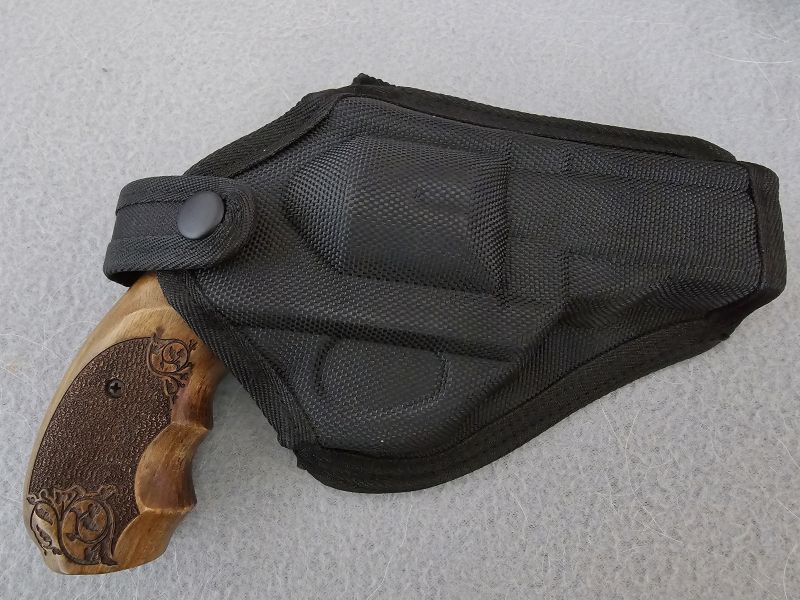 HOLSTER FÜR REVOLER bis 6" Länge in Schwarz, passend für z.b. Zoraki, Python, Smith&Wesson, usw.