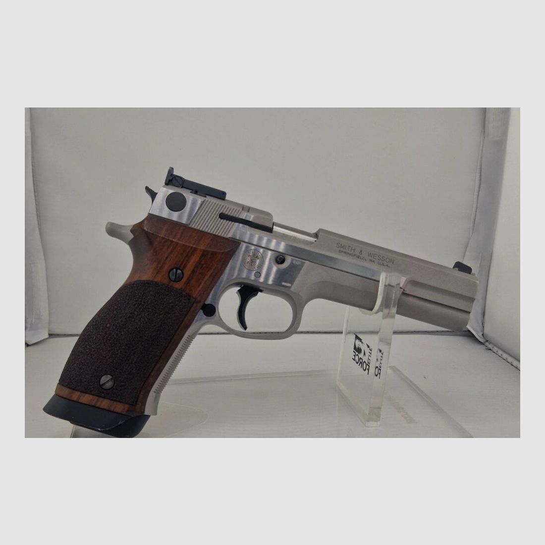 Smith & Wesson Target Champion