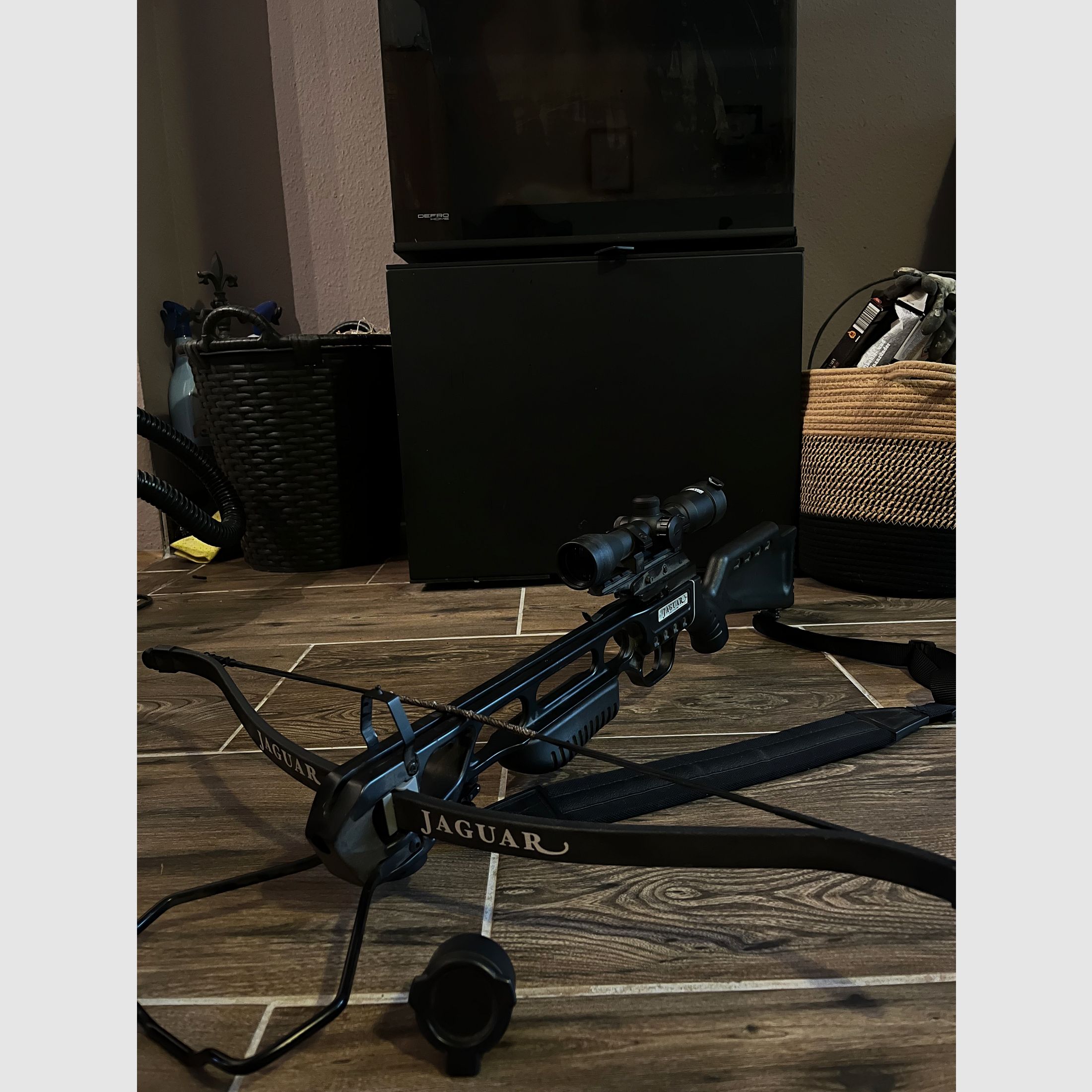 Jaguar Crossbow Armbrust incl. Swiss Arms scope – Top condition