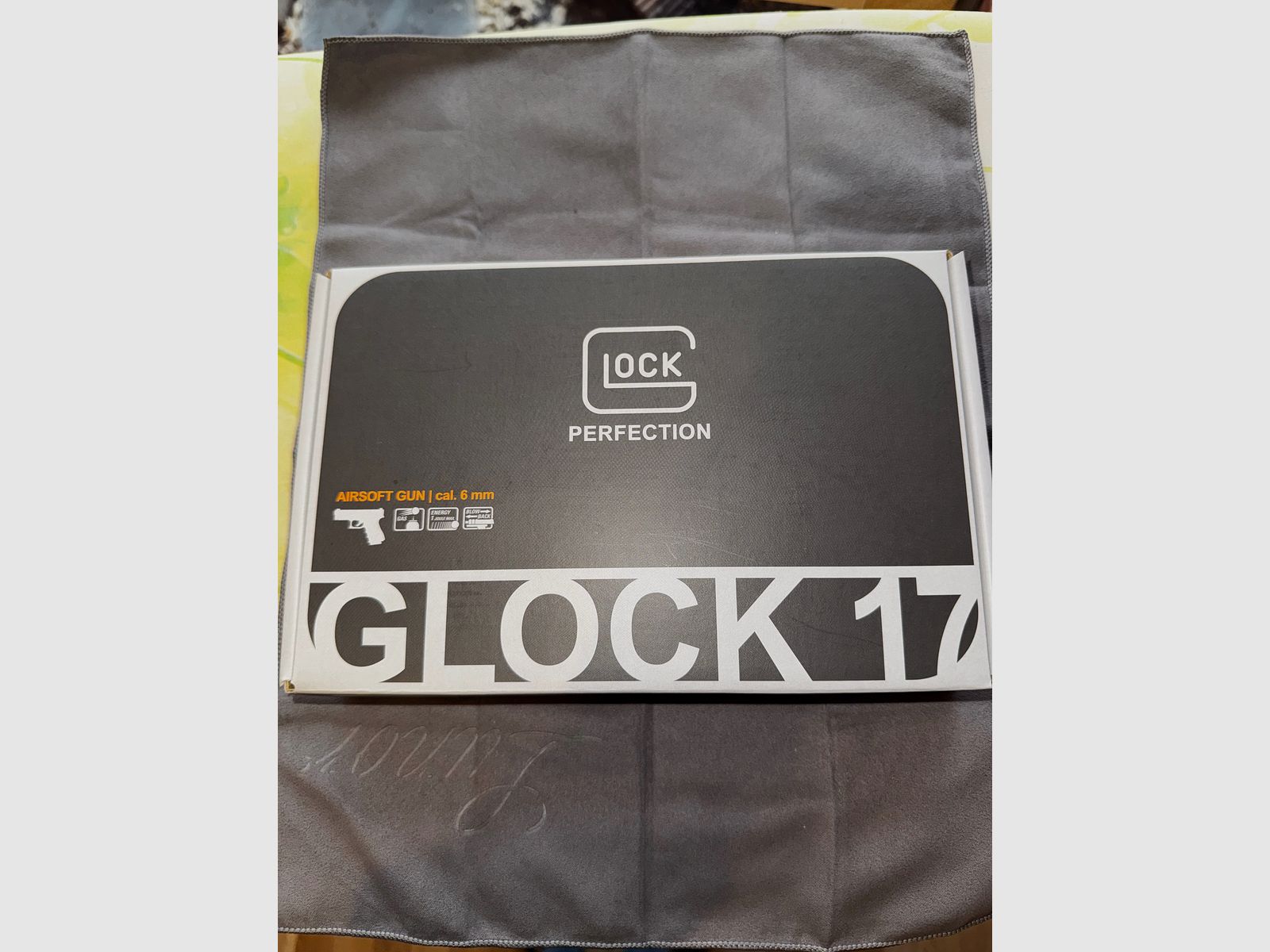 GHK Glock 17 Stahl Einzelstück Stainless GBB 6mm