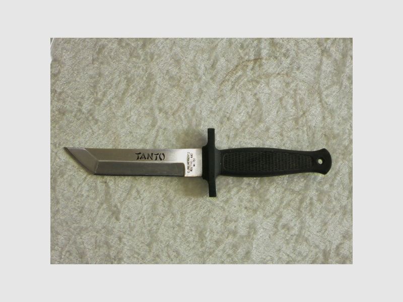 Top Gürtelmesser mit Tantoklinge, Kautschukgriff und Stahlclip