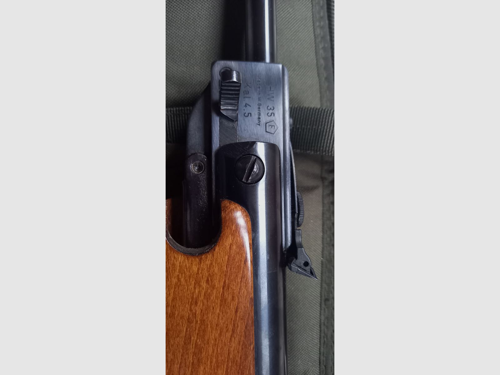 Weihrauch HW 35 with sighting scope 4x20