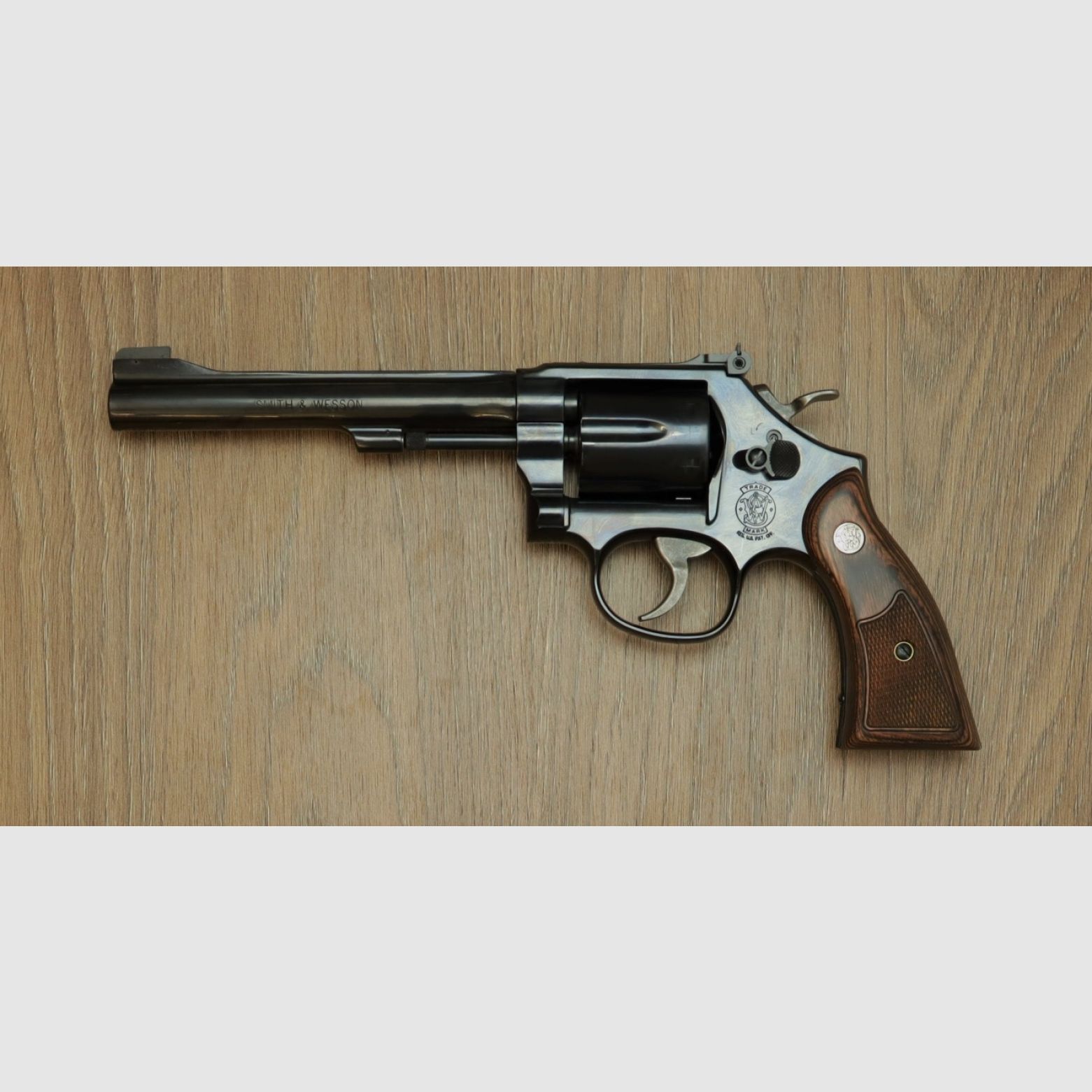 Mod. 17, image 1 sur 2
