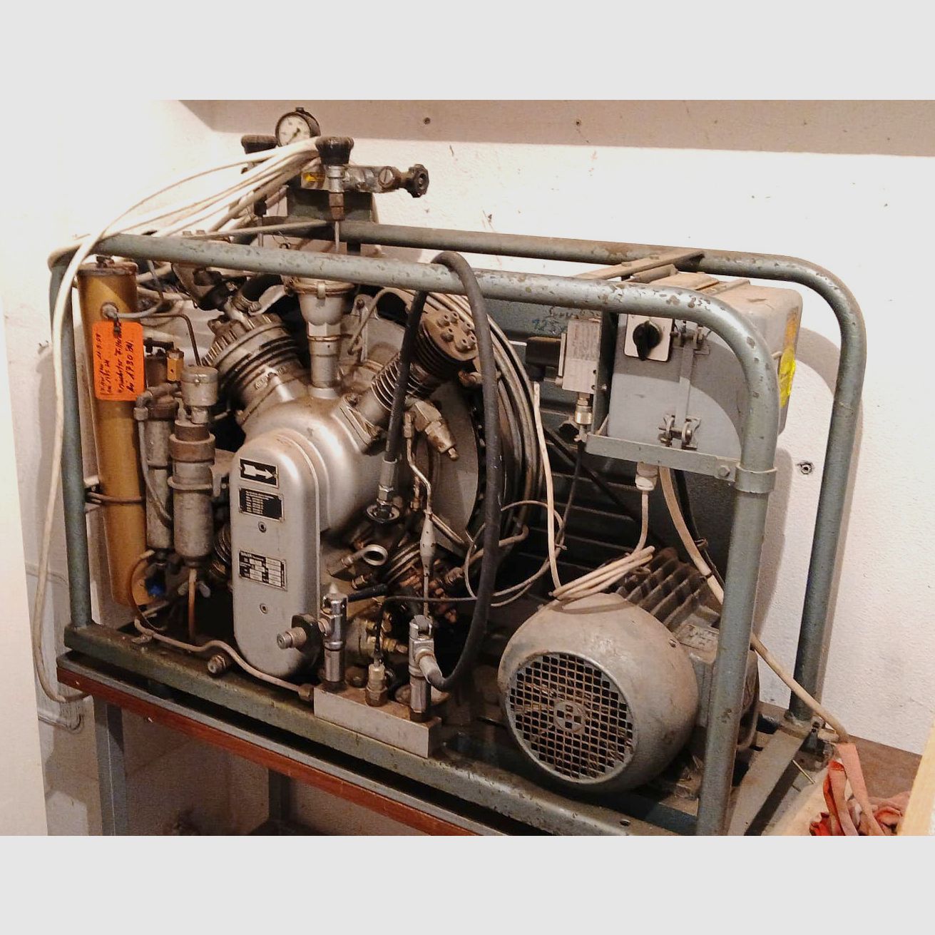 Bauer Atemluftkompressor, 225 bar, 200 l/min., voll funktionsfähig, für Schützenverein usw.
