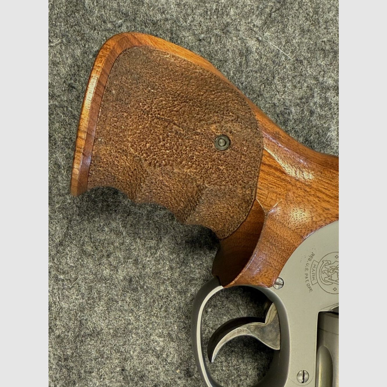 Smith & Wesson Revolver S&W 617 Target Champ