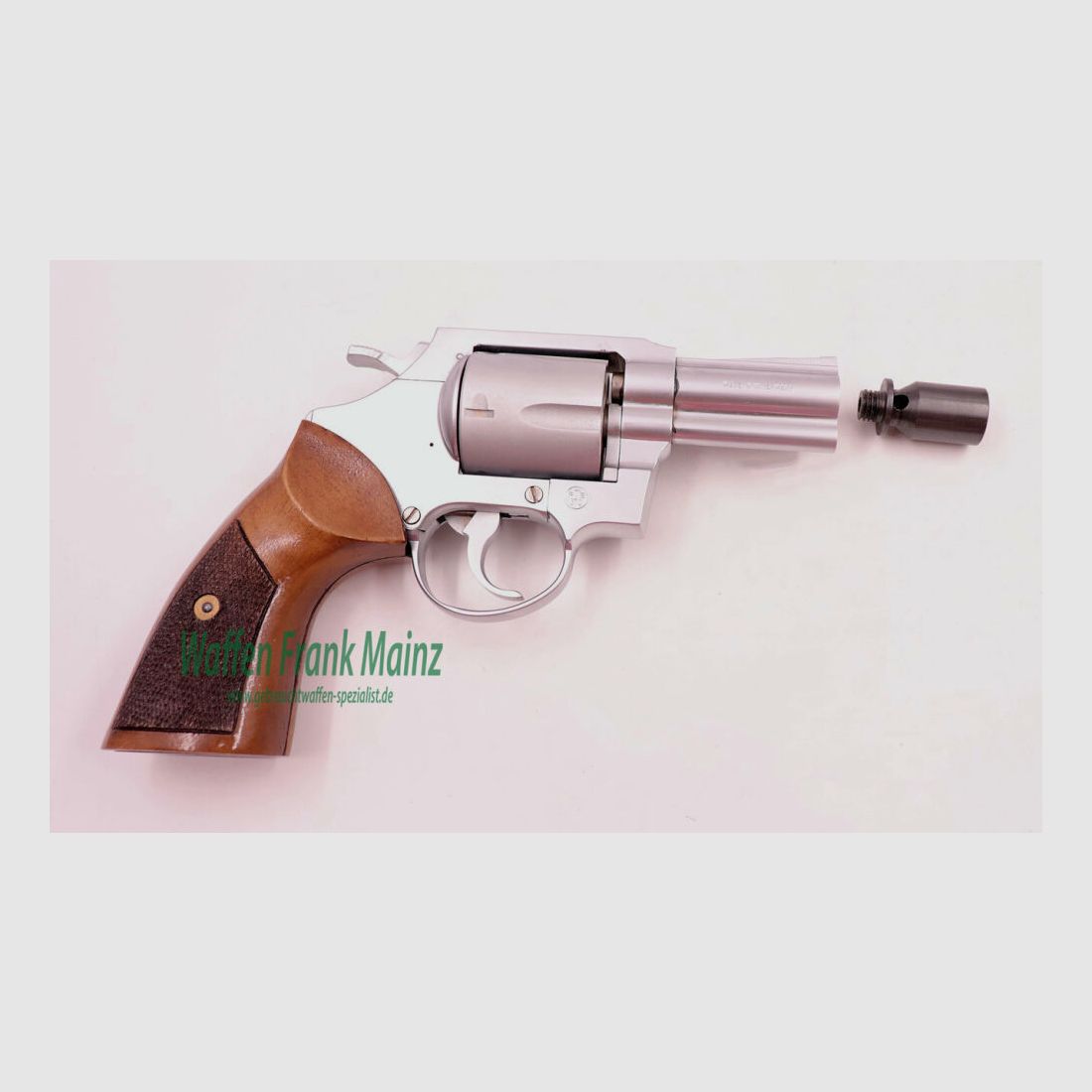 Melcher Cuno, Solingen ME 45 Officer cromado mate .45 corto en blanco