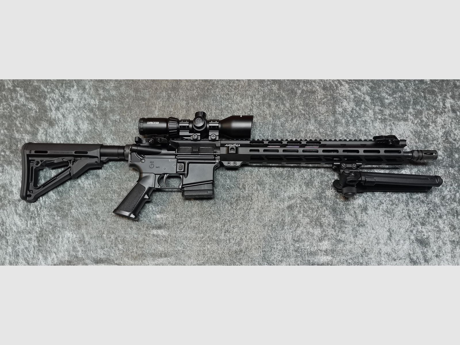 BM Custom AR15 semi-automatic rifle 16" .223 Rem Magpul bipod