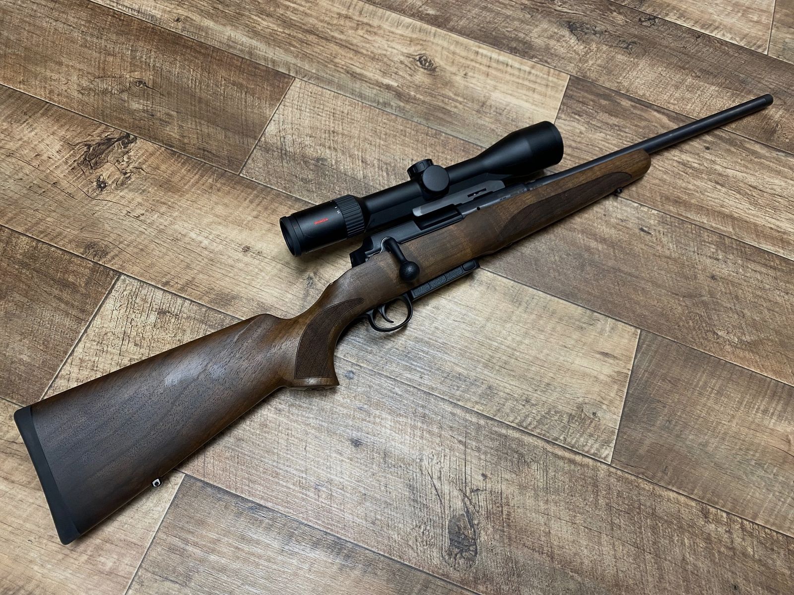Mauser 25 Pure mit Minox RS 4 2,5-10x50 S NEUHEIT 