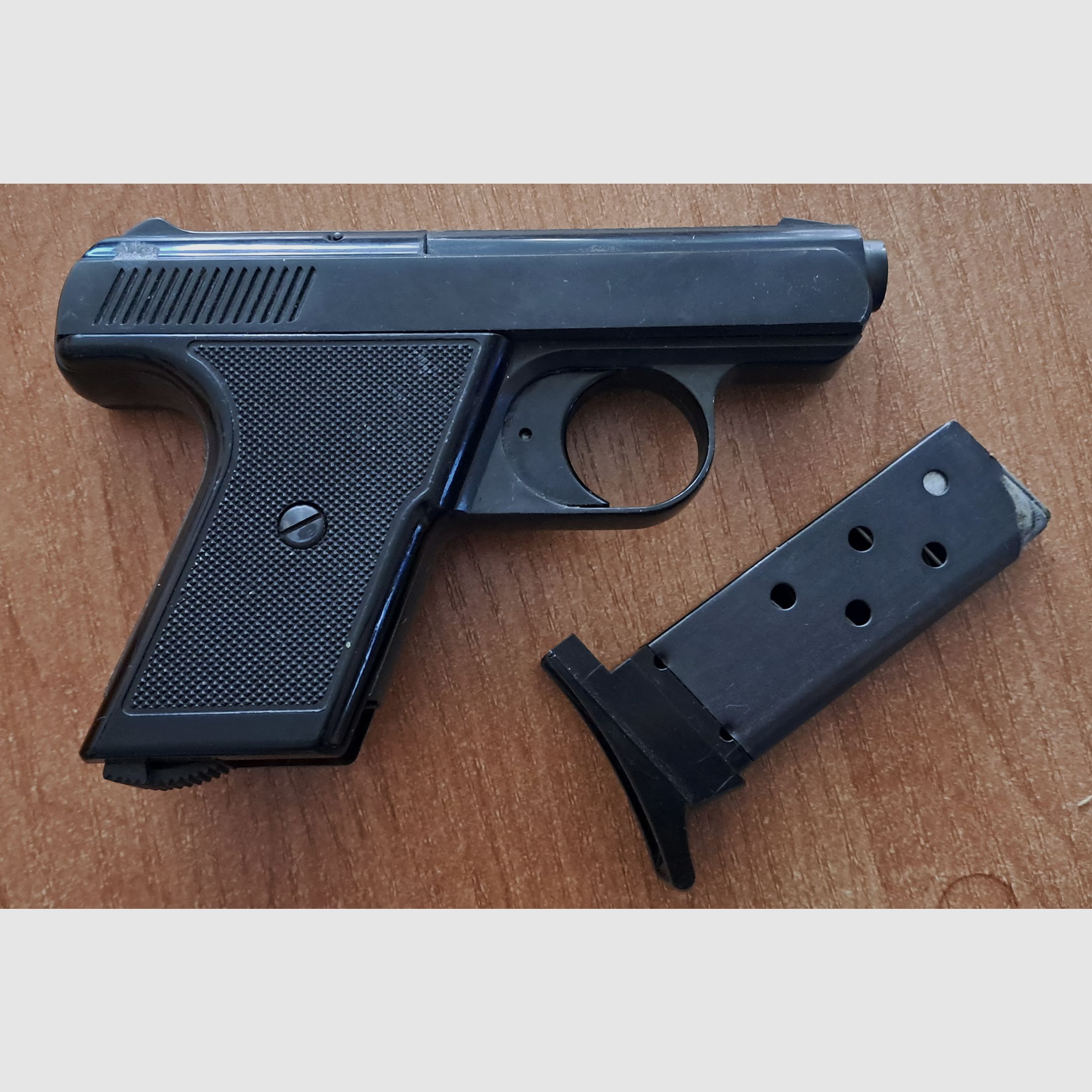 Reck Protector G5 im Kal. 8 mm Knall/ PTB 387