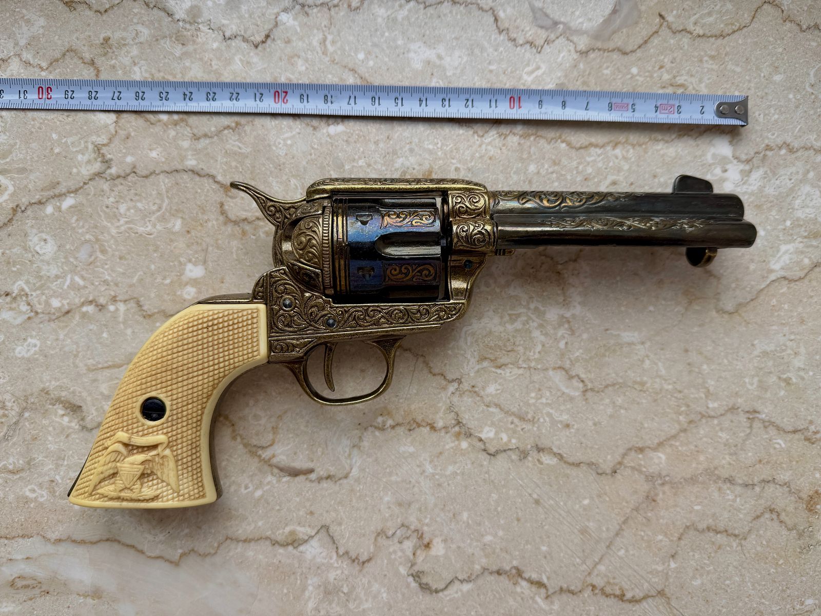 Revolver "COLT Peacemaker", US Cavalry 1873, decorated decorative weapon